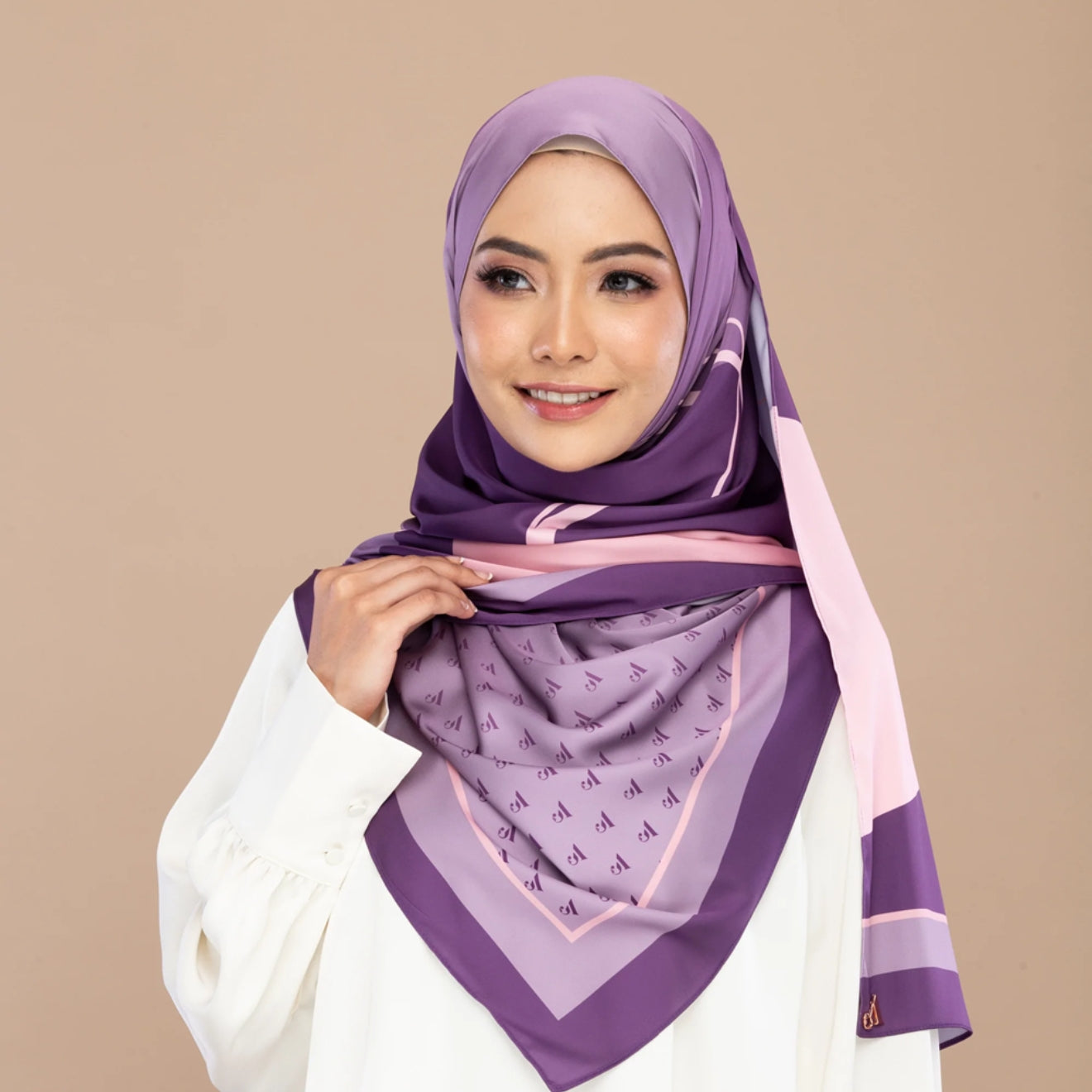 Pancawarna Shawl: Ambisi